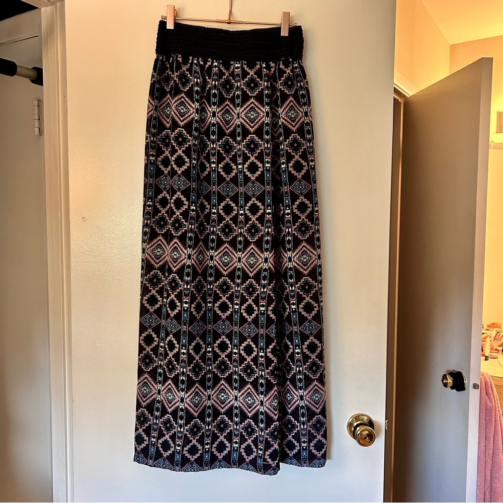 No Comment Tribal Print Navy Maxi Skirt Size L